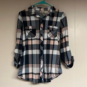 PASSPORT Women’s/Junior’s Button-Up - Sm